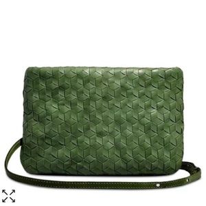 Madewell Leather Puff Crossbody in Basil